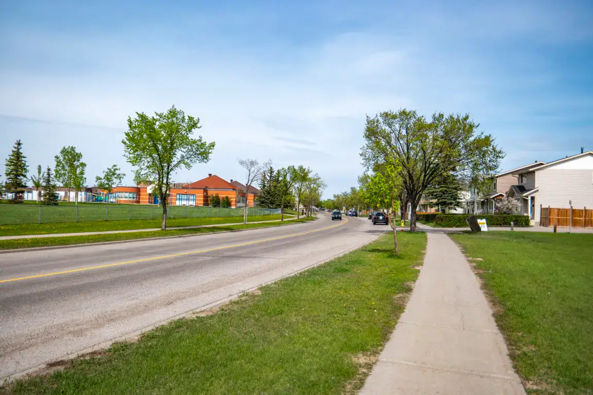 Falconridge community